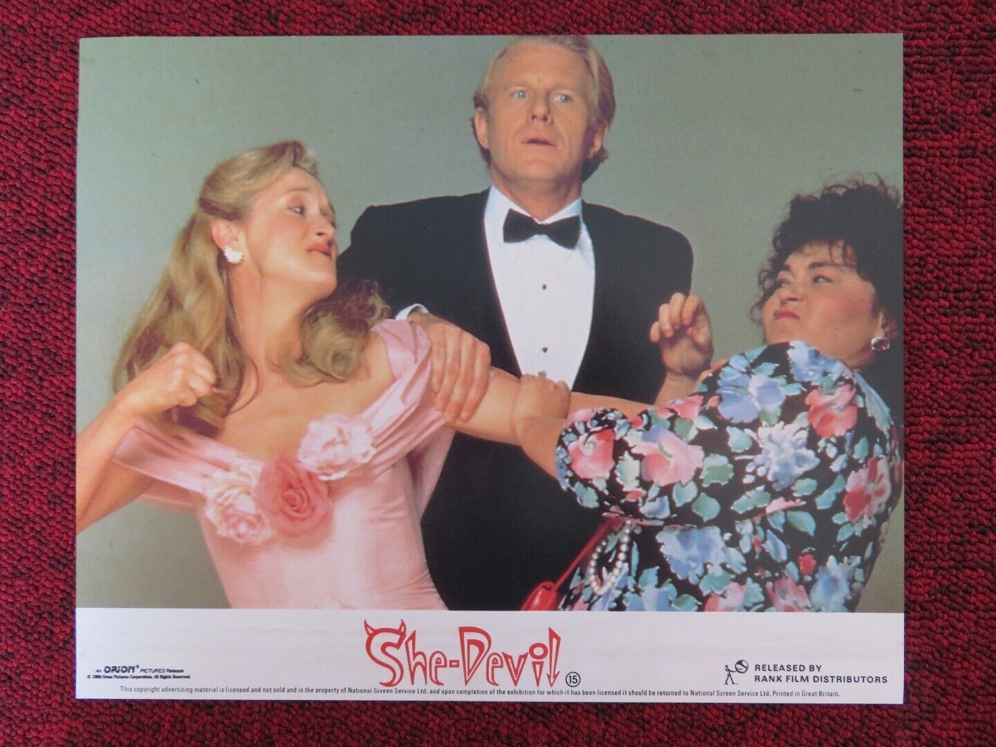 SHE-DEVIL - A LOBBY CARD MERYL STREEP ROSANNE BARR 1989