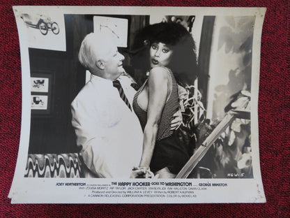 THE HAPPY HOOKER GOES TO WASHINGTON - D LOBBY CARD GEORGE HAMILTON J. HEATHERTON