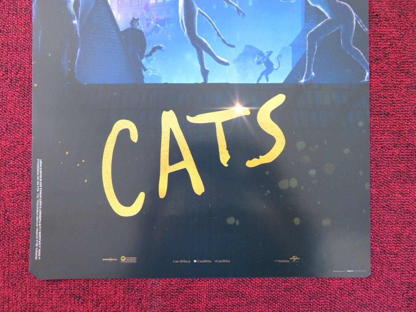 CATS  ITALIAN LOCANDINA (26.5"x12.5") POSTER JAMES CORDON JUDI DENCH 2019