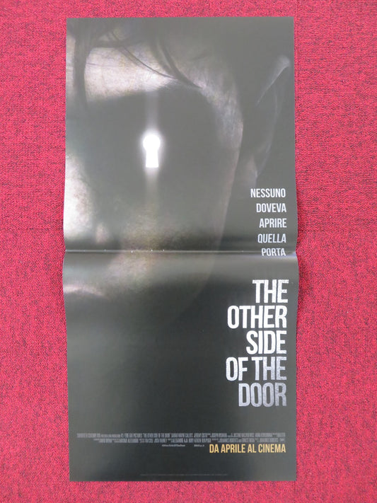 THE OTHER SIDE OF THE DOOR ITALIAN LOCANDINA POSTER SARAH WAYNE CALLIES 2016