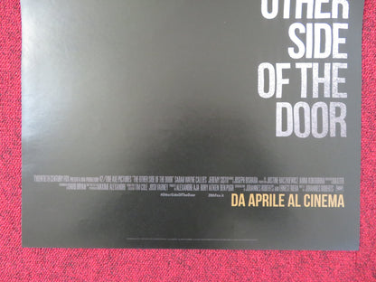 THE OTHER SIDE OF THE DOOR ITALIAN LOCANDINA POSTER SARAH WAYNE CALLIES 2016