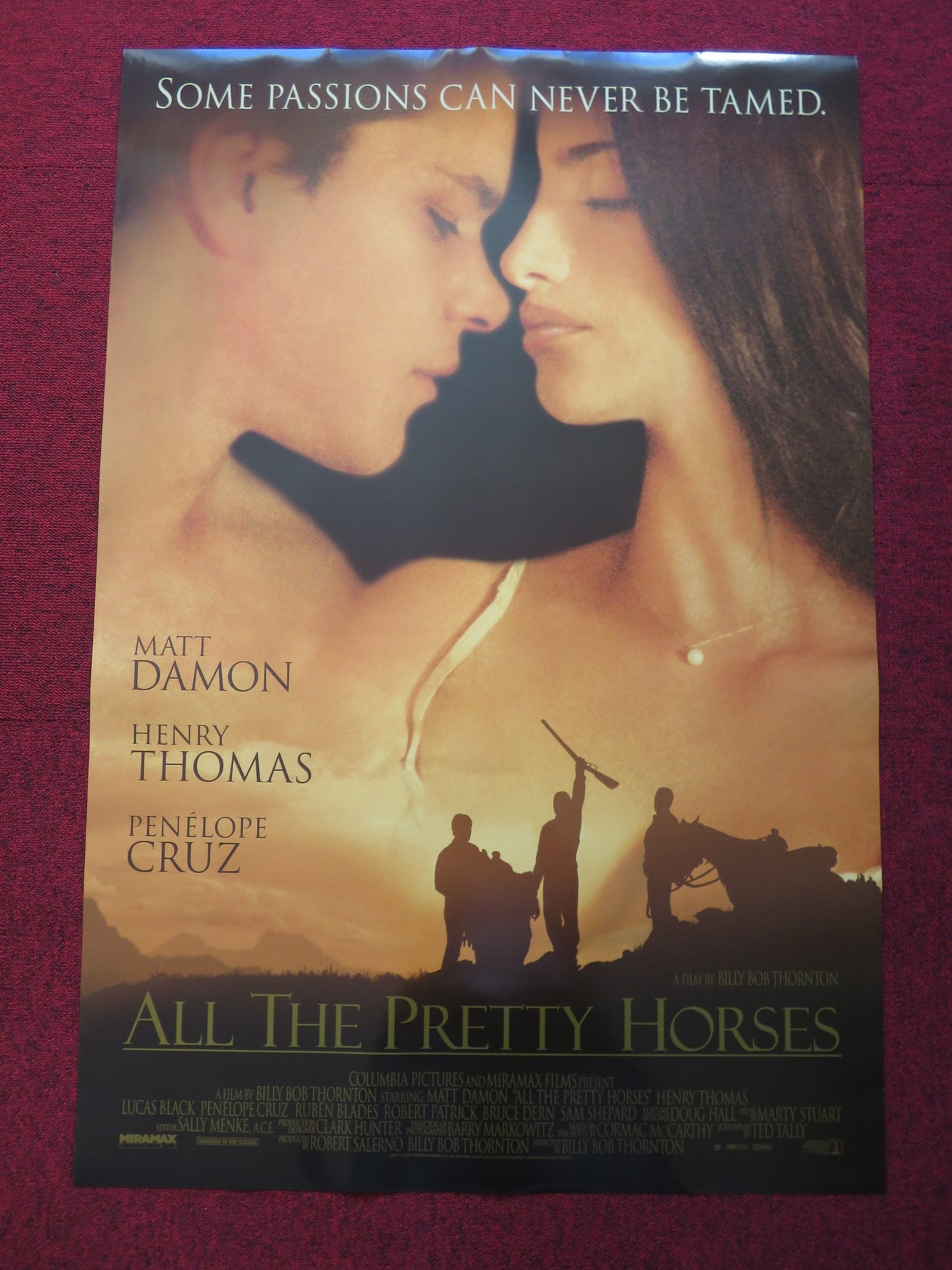 ALL THE PRETTY HORSES US ONE SHEET ROLLED POSTER MATT DAMON PENELOPE CRUZ 2000