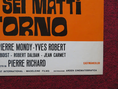 ALTO, BIONDA, E...CON SEI MATTI INTORNO ITALIAN FOGLIO POSTER P. RICHARD 1972