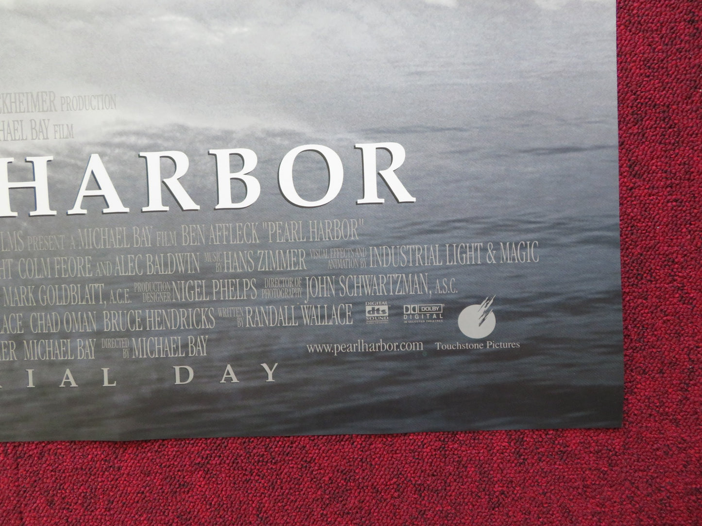 PEARL HARBOR - A US ONE SHEET ROLLED POSTER BEN AFFLECK JOSH HARTNETT 2001