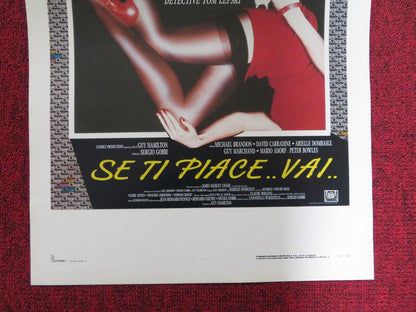 TRY THIS ONE ON FOR SIZE ITALIAN LOCANDINA POSTER M. BRANDON D. CARRADINE 1989