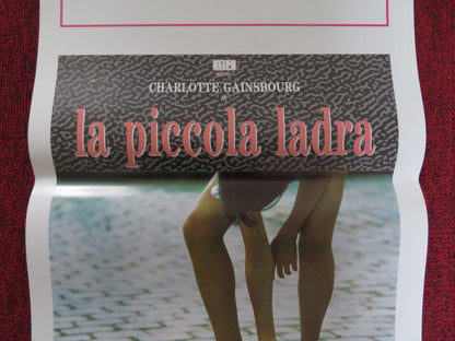 LA PICCOLA LADRA ITALIAN LOCANDINA POSTER CHARLOTTE GAINSBOURG D. BEZACE 1988