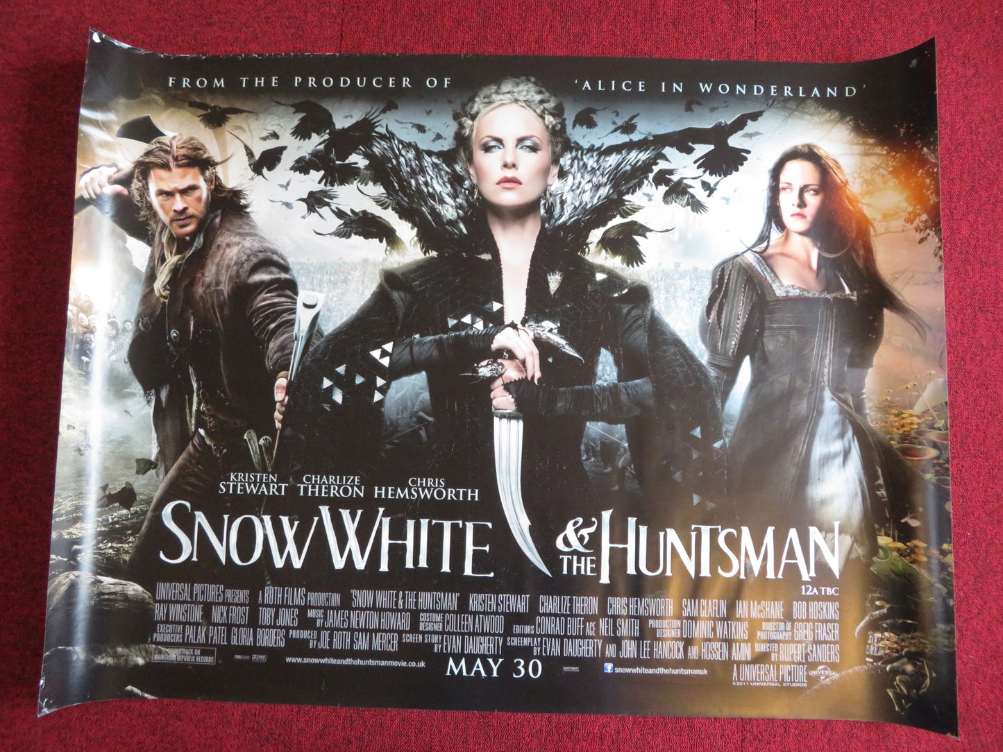 SNOW WHITE AND THE HUNTSMAN UK QUAD (30"x 40") ROLLED POSTER K. STEWART 2012