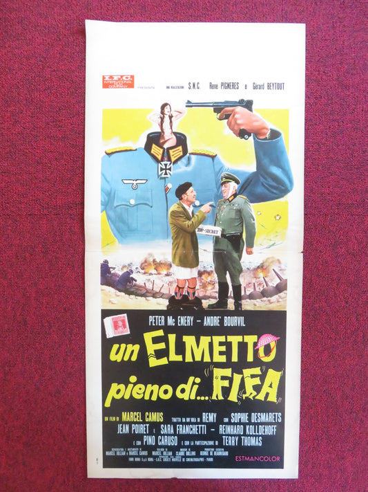 UN ELMETTO PIENO DI... FIFA / ATLANTIC WALL ITALIAN LOCANDINA POSTER 1970