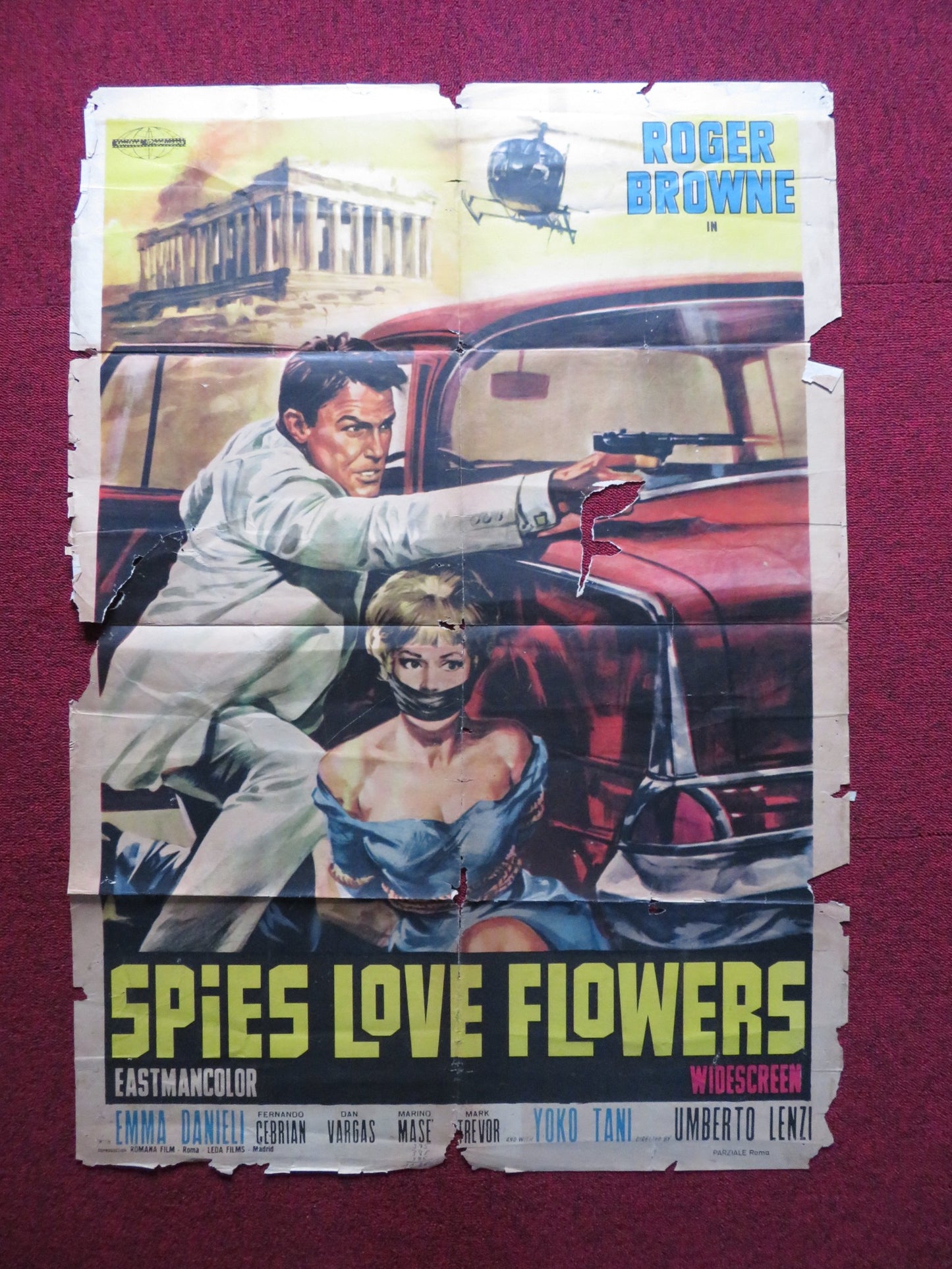 SPIES LOVE FLOWERS SPANISH POSTER ROGER BROWNE EMMA DANIELI 1966