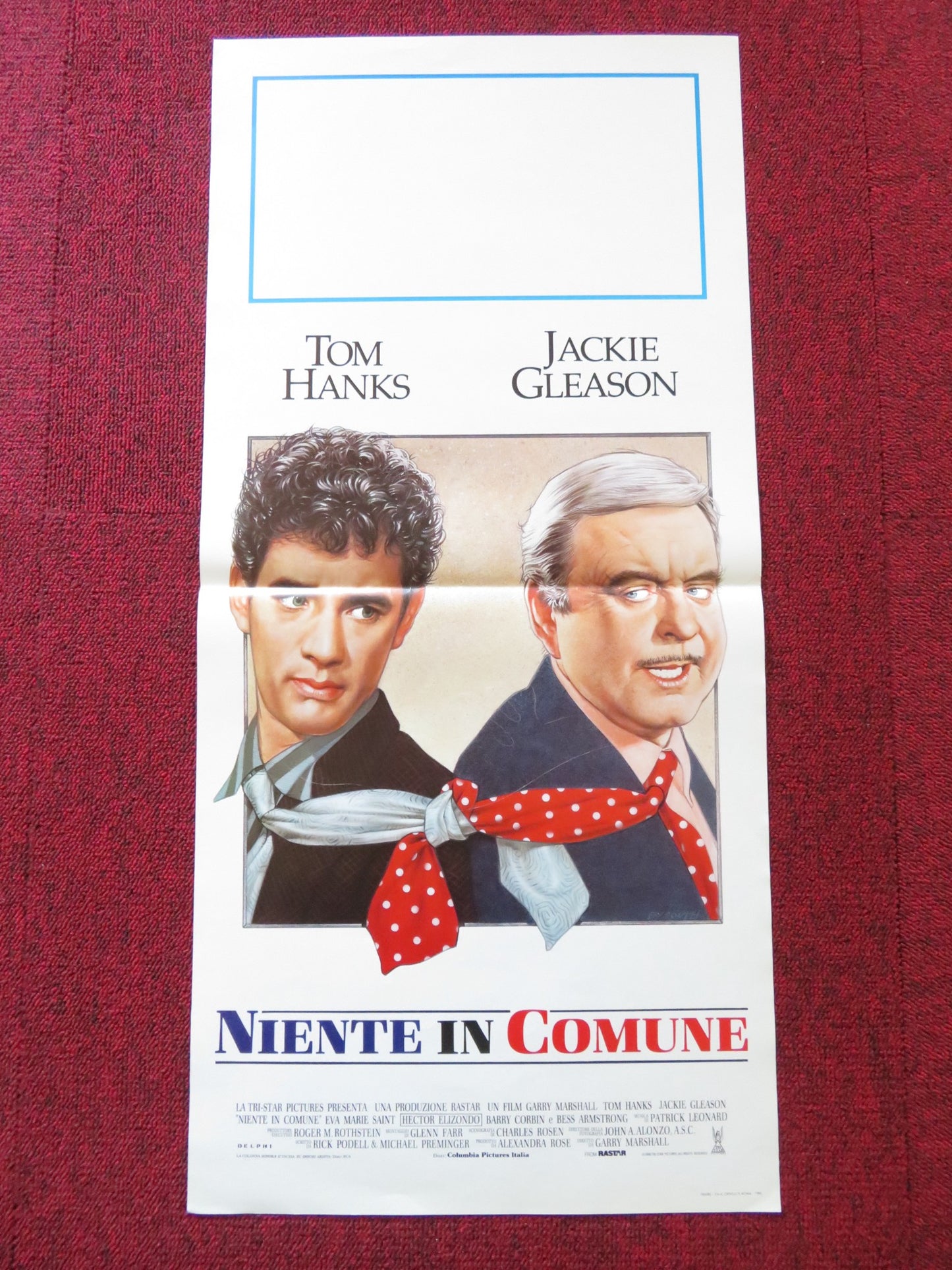 NOTHING IN COMMON ITALIAN LOCANDINA POSTER TOM HANKS JACKIE GLEASON 1986