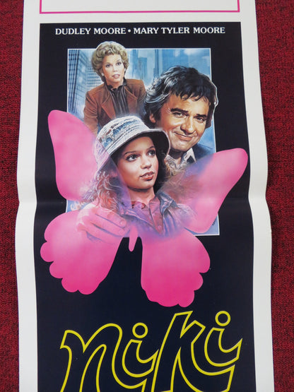 SIX WEEKS ITALIAN LOCANDINA POSTER DUDLEY MOORE MARY TYLER MOORE 1983