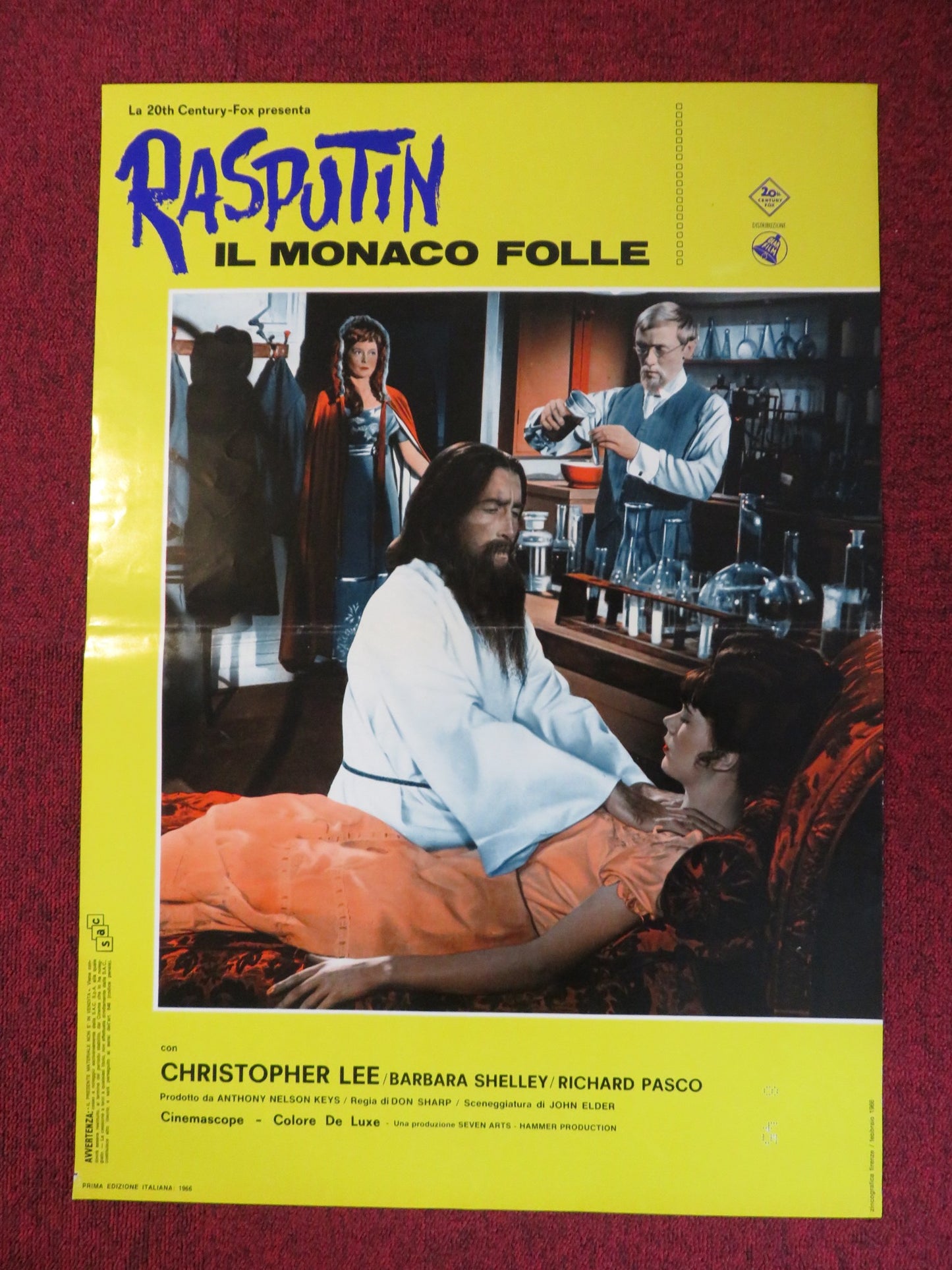 RASPUTIN THE MAD MONK ITALIAN FOTOBUSTA POSTER HAMMER CHRISTOPHER LEE 1966