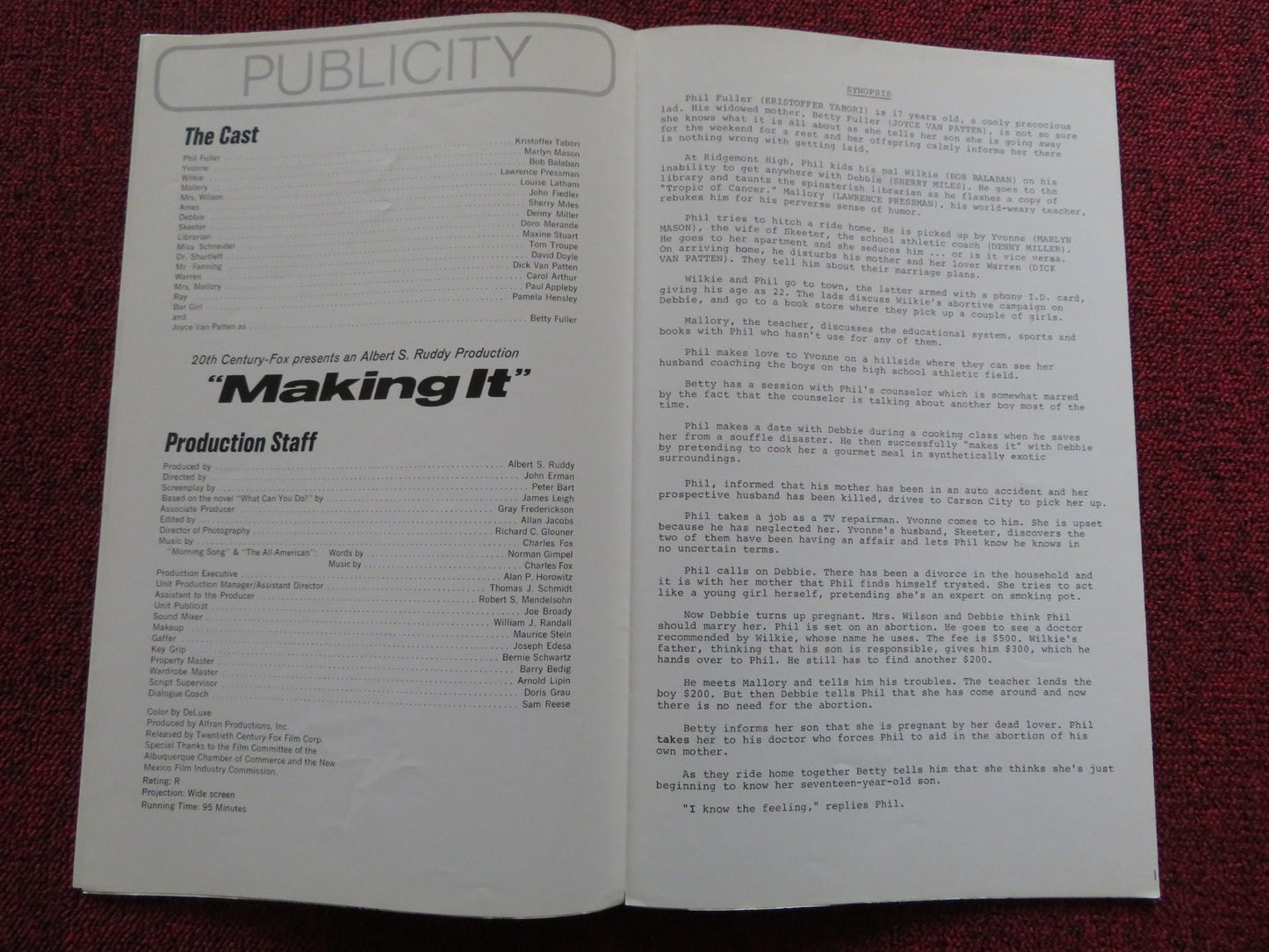 MAKING IT  US PRESSBOOK AND SUPPLEMENT - UNCUT BOB BALABAN MARLYN MASON 1971