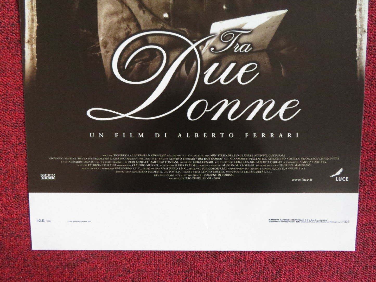 TRA DUE DONNE ITALIAN LOCANDINA POSTER GIANMARCO PIACENTINI A. CASELLA 2001