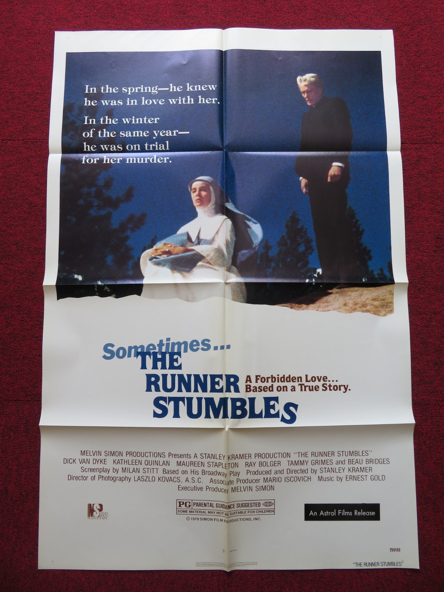 THE RUNNER STUMBLES FOLDED US ONE SHEET POSTER DICK VAN DYKE K. QUINLAN 1979