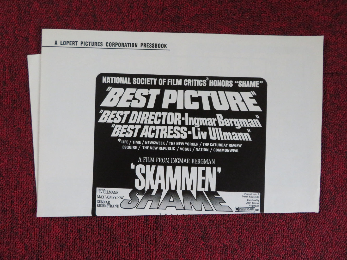 SHAME UNCUT LOPERT PICTURES FOLDED PRESS BOOK LIV ULLMAN MAX VON SYDOW 1969