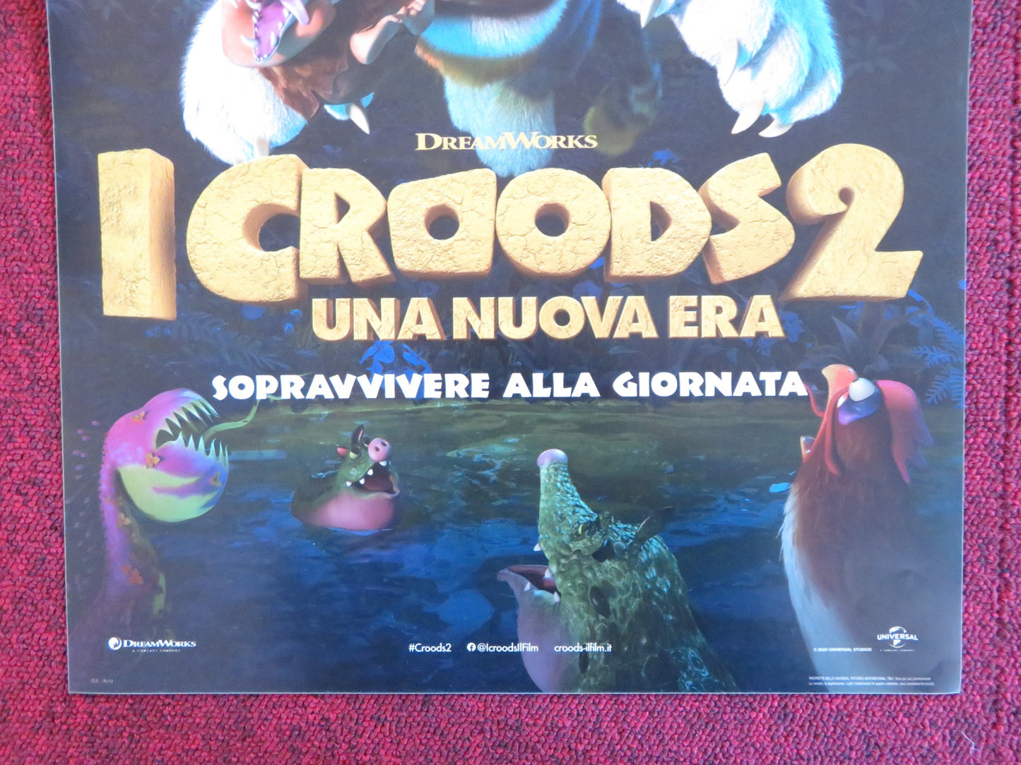 THE CROODS: A NEW AGE ITALIAN LOCANDINA POSTER NICOLAS CAGE EMMA STONE 2020
