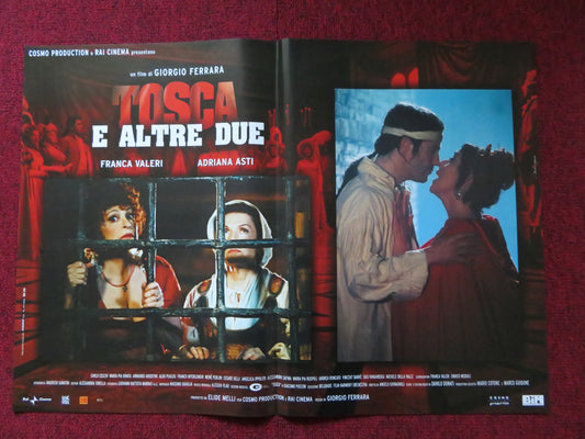 TOSCA E ALTRE DUE - D  ITALIAN FOTOBUSTA POSTER FRANCA VALERI ADRIANA ASTI 2003