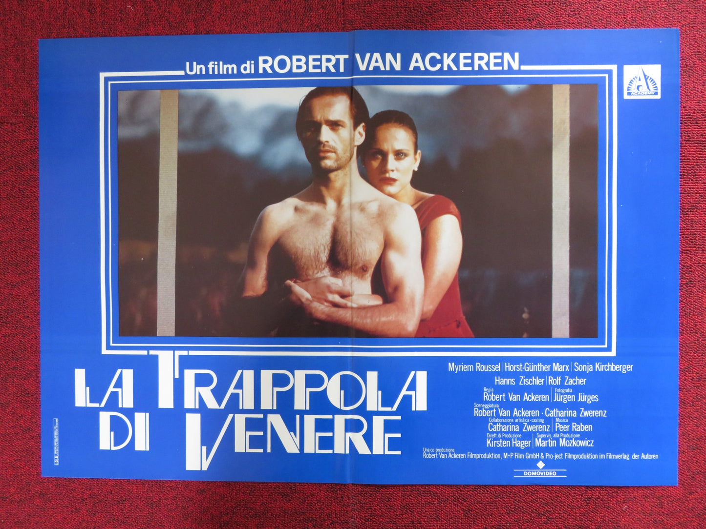 THE VENUS TRAP - A ITALIAN FOTOBUSTA POSTER MYRIEM ROUSSEL HORST G. MARX 1988