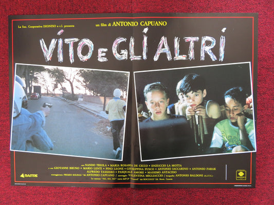 VITO E GLIALTRI / VITO AND THE OTHERS -A ITALIAN FOTOBUSTA POSTER N. TRIOLA 1991