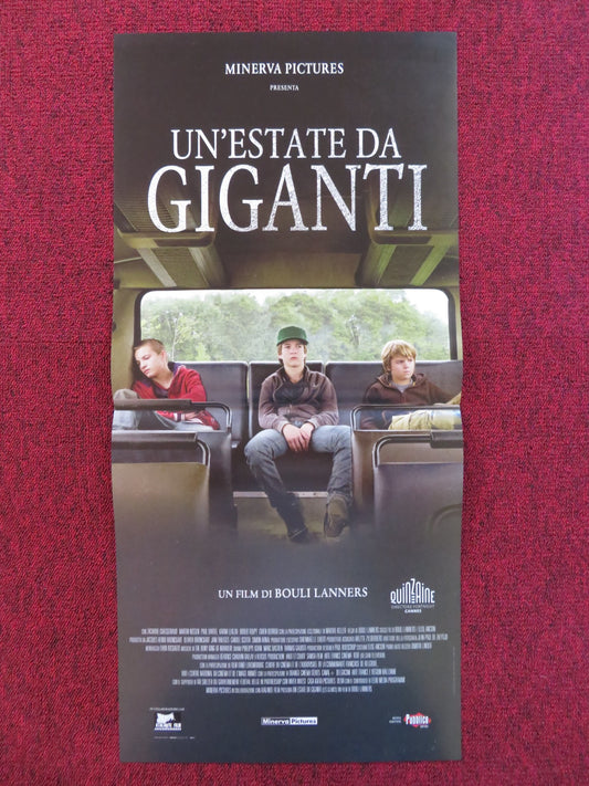 UN'ESTATE DA GIGANTI ITALIAN LOCANDINA POSTER ZACHARIE CHASSERIAUD 2011