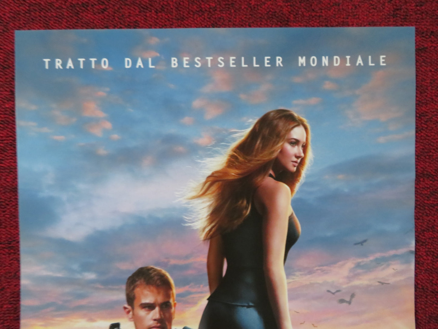 DIVERGENT ITALIAN LOCANDINA POSTER SHAILENE WOODLEY THEO JAMES 2014