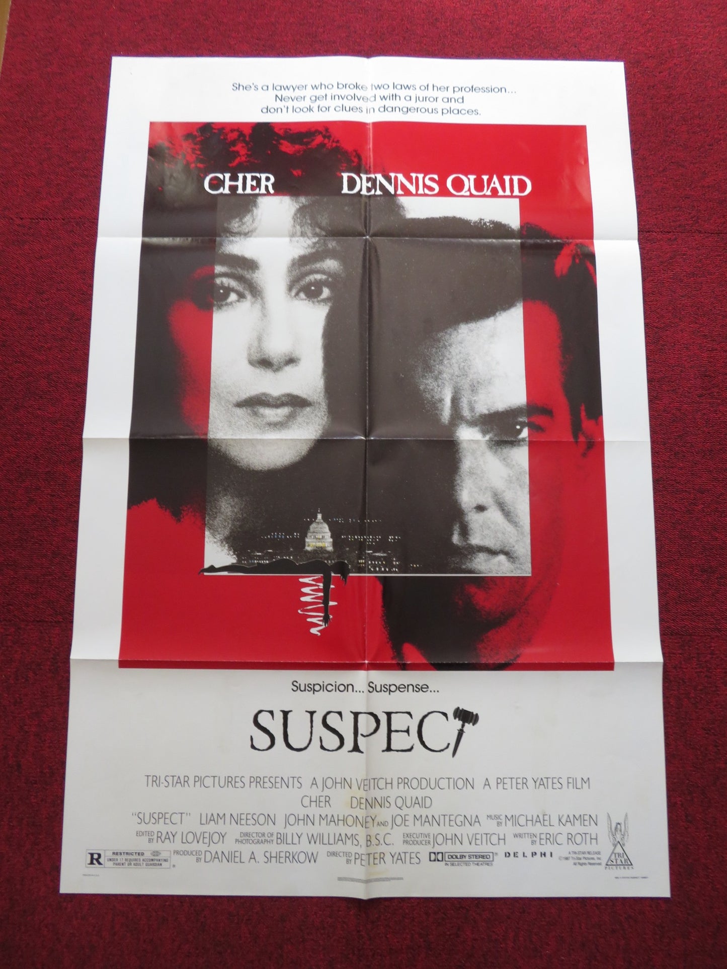 SUSPECT FOLDED US ONE SHEET POSTER CHER DENNIS QUAID LIAM NEESON 1987