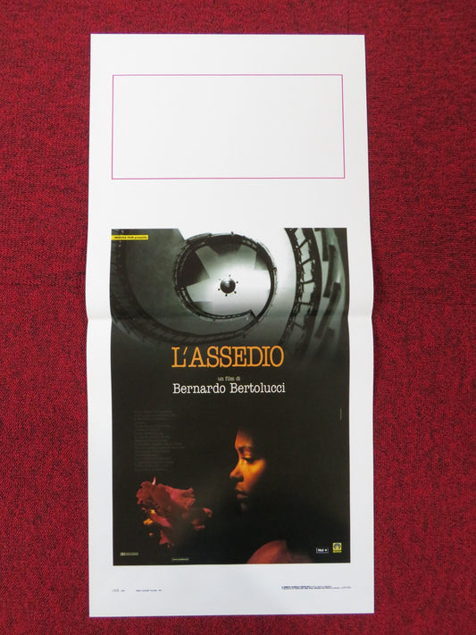 BESIEGED ITALIAN LOCANDINA POSTER THANDIWE NEWTON DAVID THEWLIS 1999