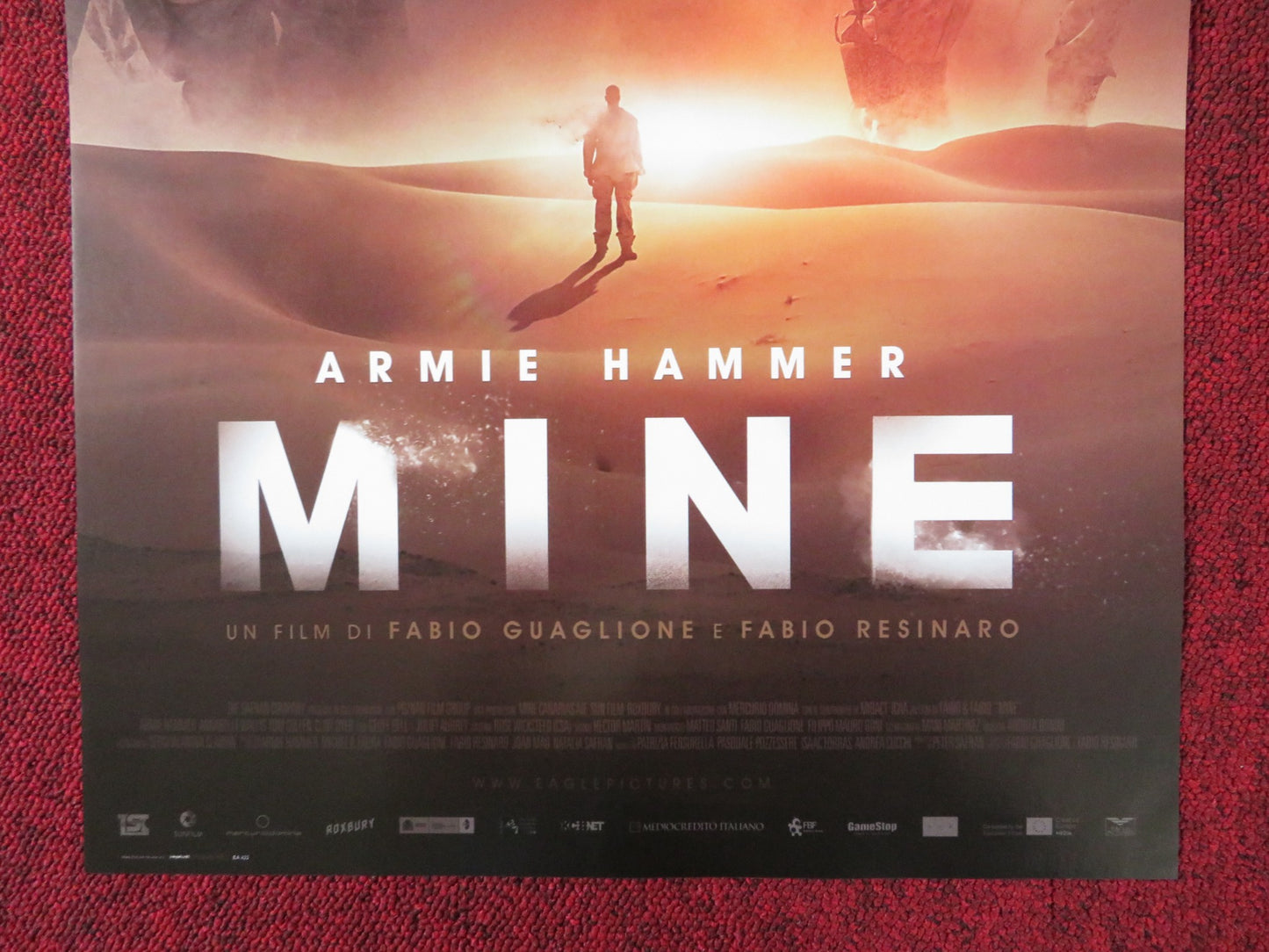 MINE ITALIAN LOCANDINA POSTER ARMIE HAMMER ANNABELLE WALLIS 2016