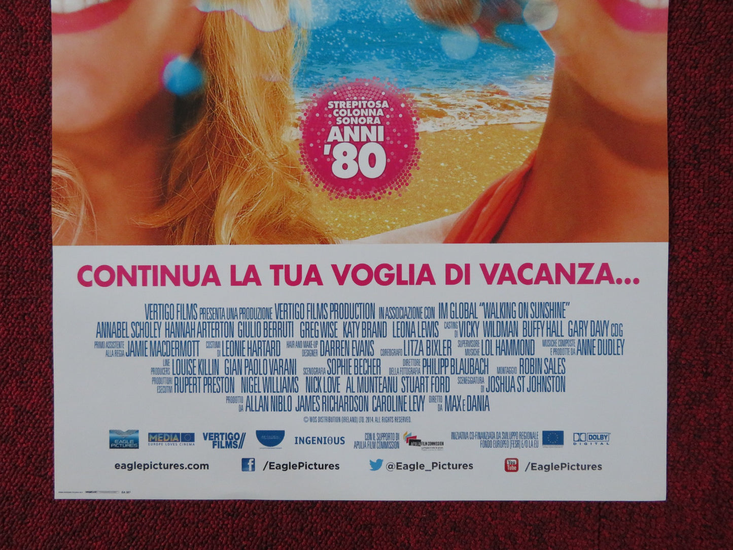 WALKING ON SUNSHINE ITALIAN LOCANDINA POSTER HANNAH ARTERTON A. SCHOLEY 2014