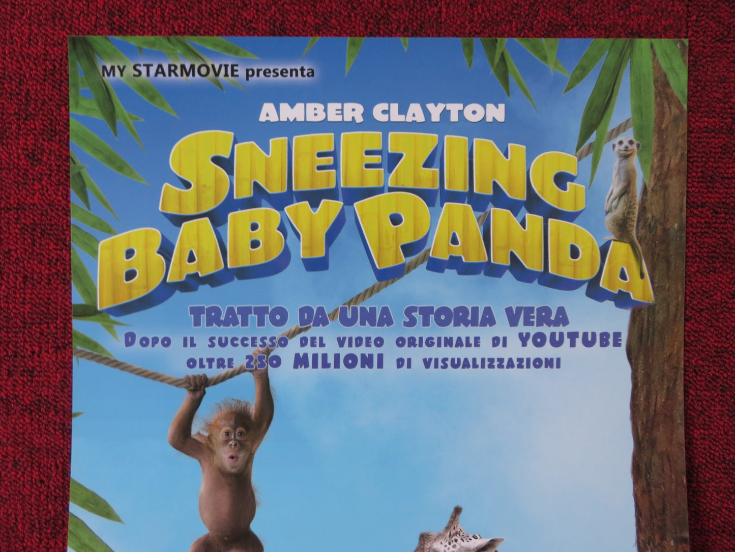 SNEEZING BABY PANDA: THE MOVIE ITALIAN LOCANDINA POSTER AMBER CLAYTON 2015