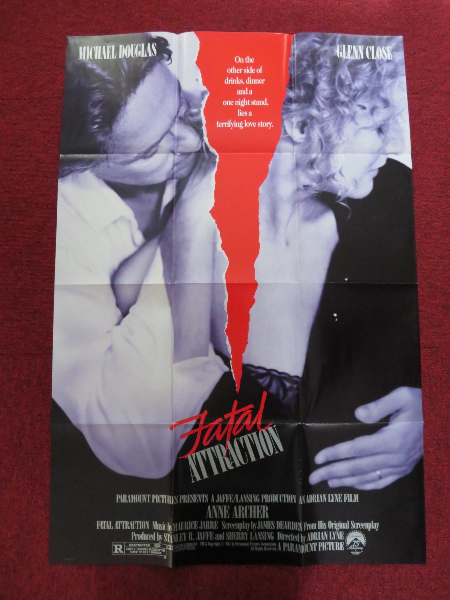 FATAL ATTRACTION FOLDED US ONE SHEET POSTER MICHAEL DOUGLAS GLENN CLOSE 1987