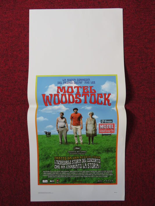 TAKING WOODSTOCK ITALIAN LOCANDINA POSTER DEMETRI MARTIN IMELDA STAUNTON 2009