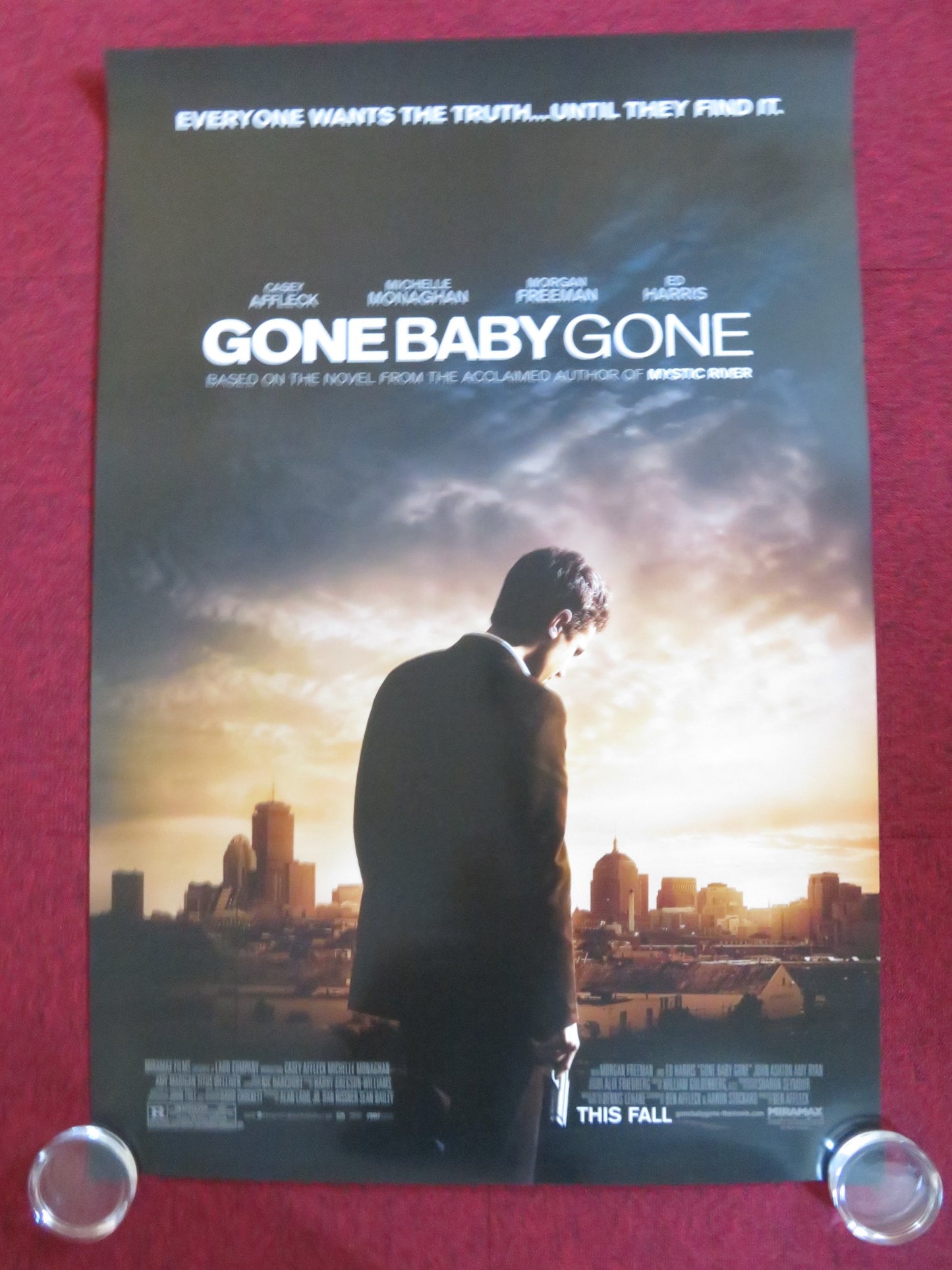 GONE BABY GONE US ONE SHEET ROLLED POSTER CASEY AFFLECK MORGAN FREEMAN 2007