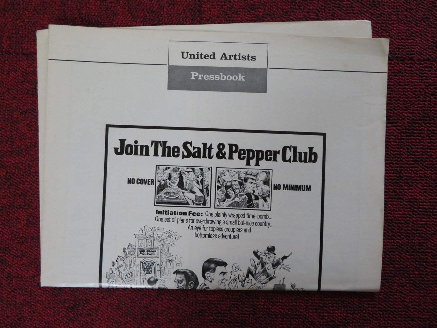 SALT AND PEPPER - PRESSBOOK UNCUT UNITED ARTISTS SAMMY DAVIS JR. LAWFORD 1968