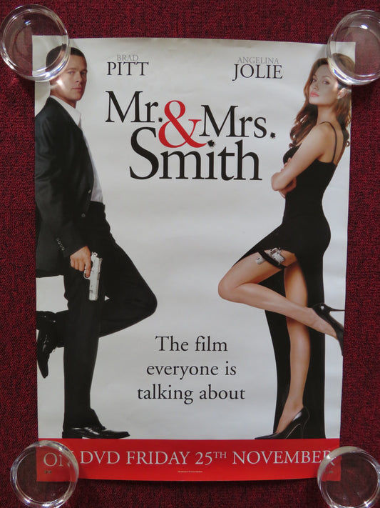 MR. & MRS. SMITH VHS VIDEO POSTER BRAD PITT ANGELINA JOLIE 2005