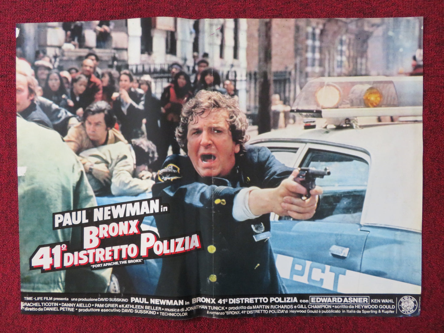 FORT APACHE THE BRONX - A ITALIAN FOTOBUSTA POSTER PAUL NEWMAN E. ASNER 1981