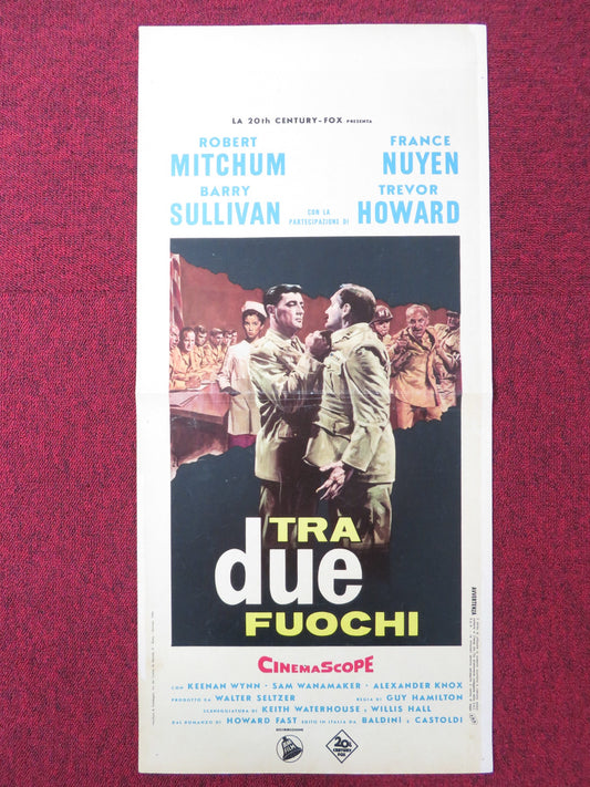 MAN IN THE MIDDLE ITALIAN LOCANDINA POSTER ROBERT MITCHUM FRANCE NUYEN 1964