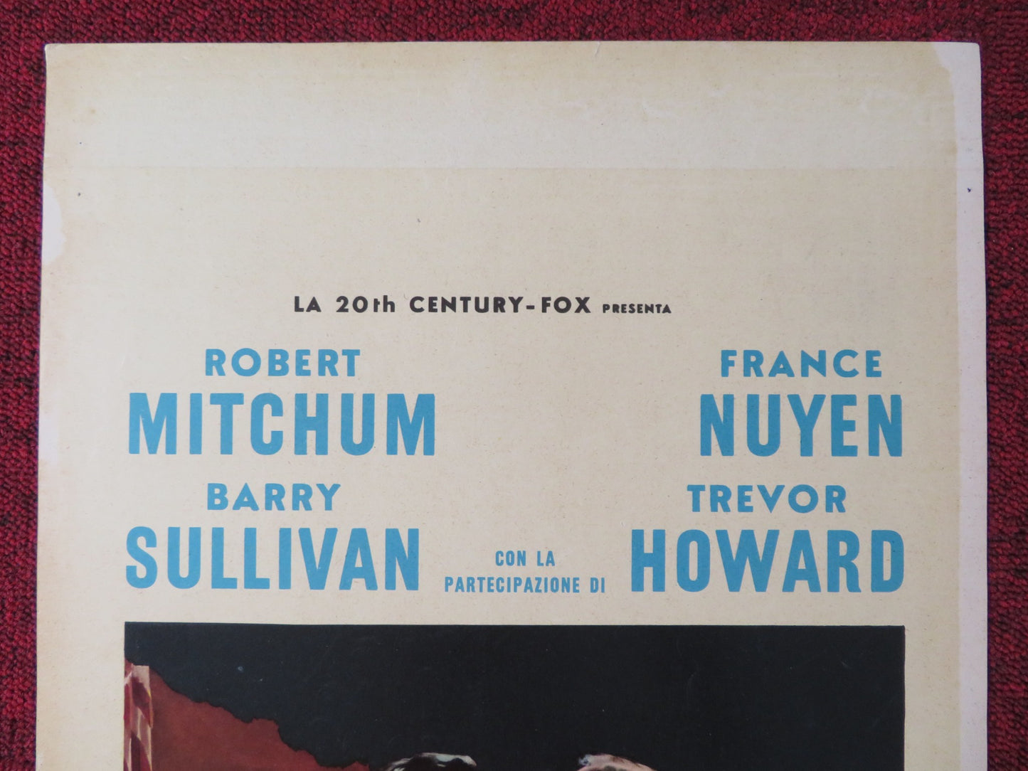 MAN IN THE MIDDLE ITALIAN LOCANDINA POSTER ROBERT MITCHUM FRANCE NUYEN 1964