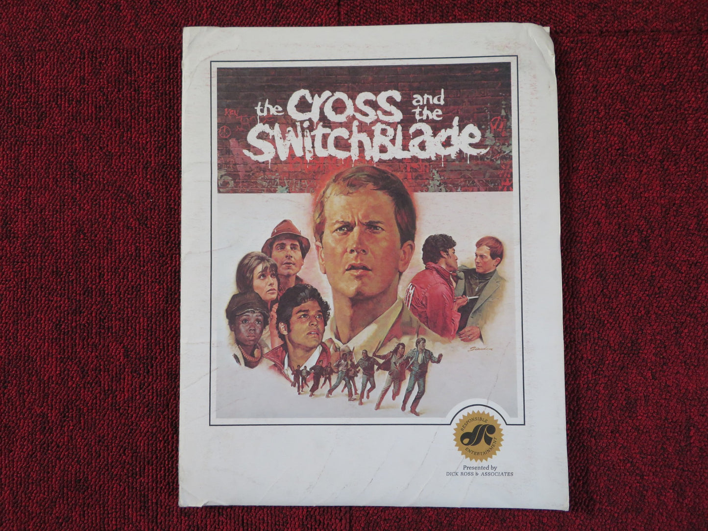 THE CROSS AND THE SWITCHBLADE PRESSKIT PAT BOONE ERIK ESTRADA 1970- cut