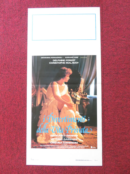 I DIVERTIMENTI DELLA VITA PRIVATA ITALIAN LOCANDINA POSTER DELPHINE FOREST 1990