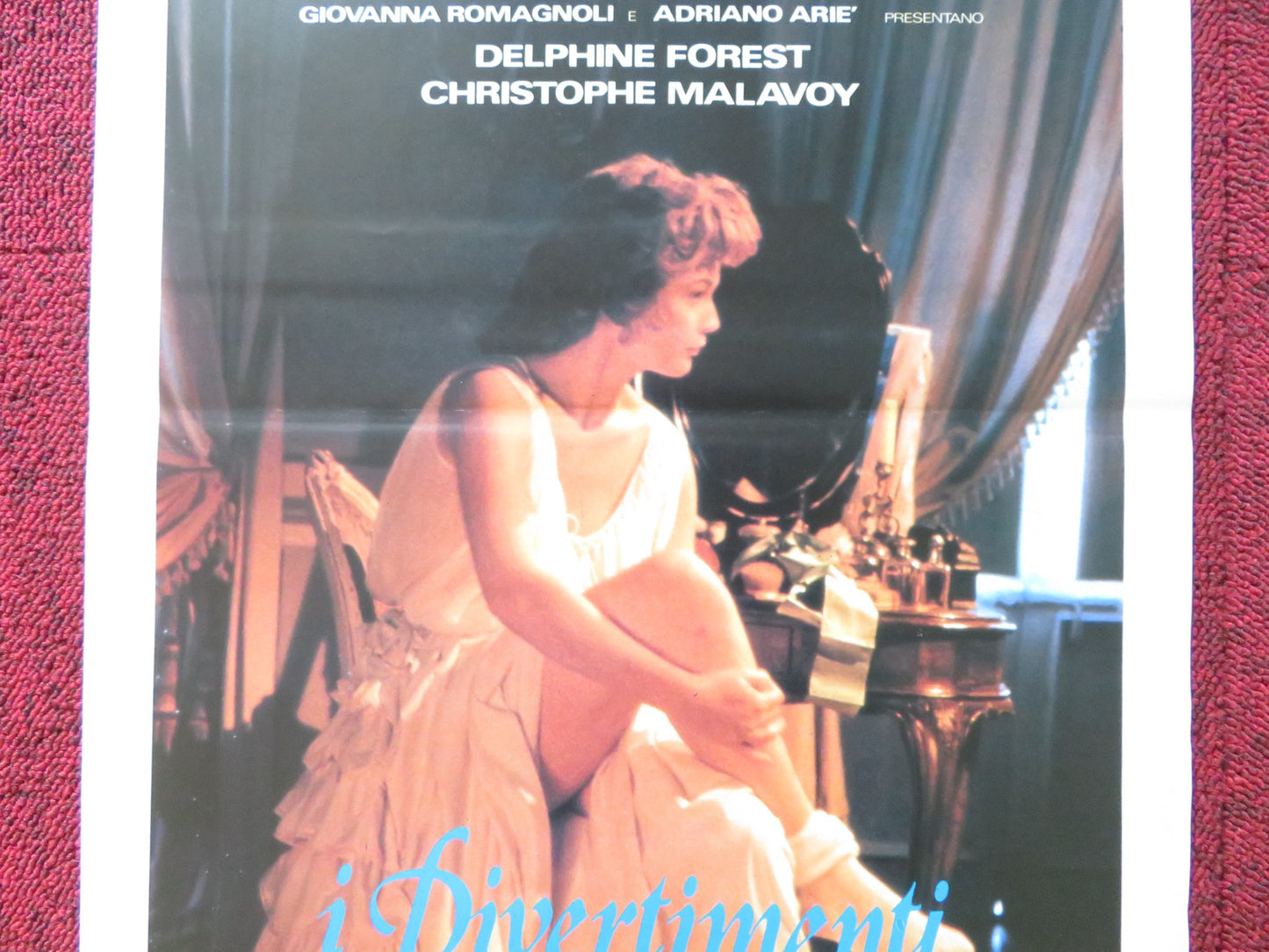 I DIVERTIMENTI DELLA VITA PRIVATA ITALIAN LOCANDINA POSTER DELPHINE FOREST 1990