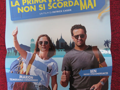 LA PRIMA VACANZA NON SI SCORDA MAI ITALIAN LOCANDINA POSTER JONATHAN COHEN 2018