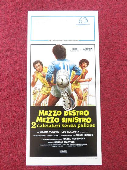 MEZZO DESTRO MEZZO SINISTRO 2 CALCIATORI SENZA PALLONE ITALIAN LOCANDINA POSTER