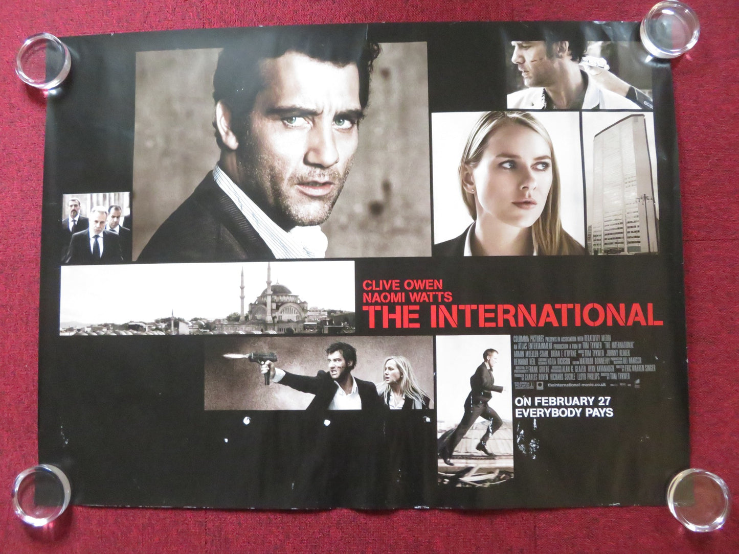 THE INTERNATIONAL UK QUAD (30"x 40") ROLLED POSTER CLIVE OWEN NAOMI WATTS 2009