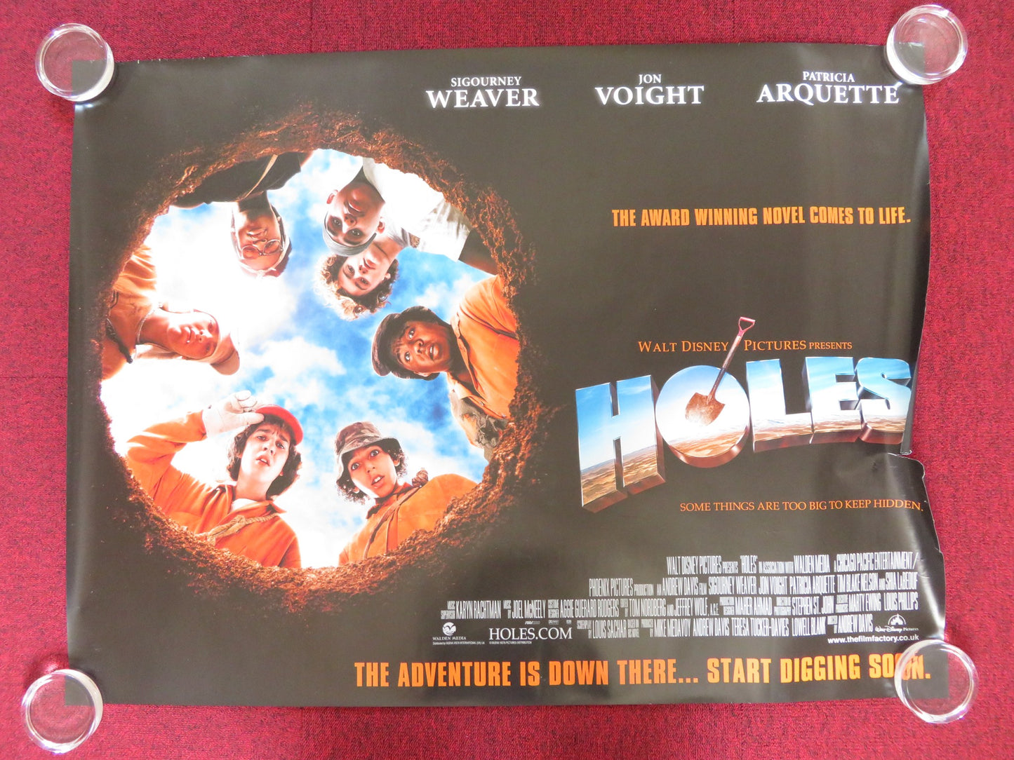 HOLES - A UK QUAD (30"x 40") ROLLED POSTER DISNEY SIGOURNEY WEAVER 2003