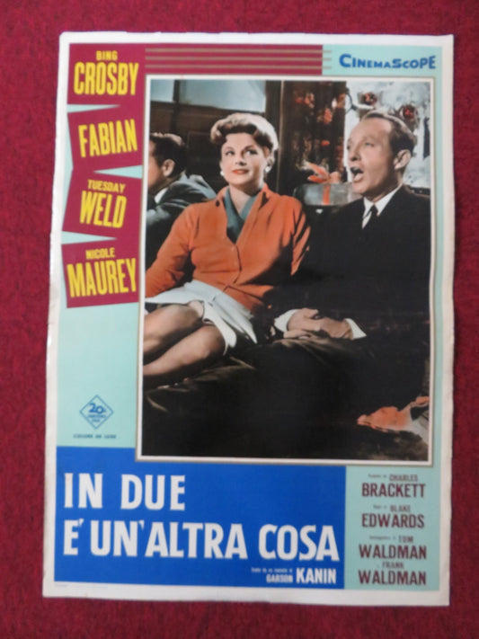 IN DUE E' UN' ALTRA COSA ITALIAN FOTOBUSTA POSTER BING CROSBY FABIAN 1960