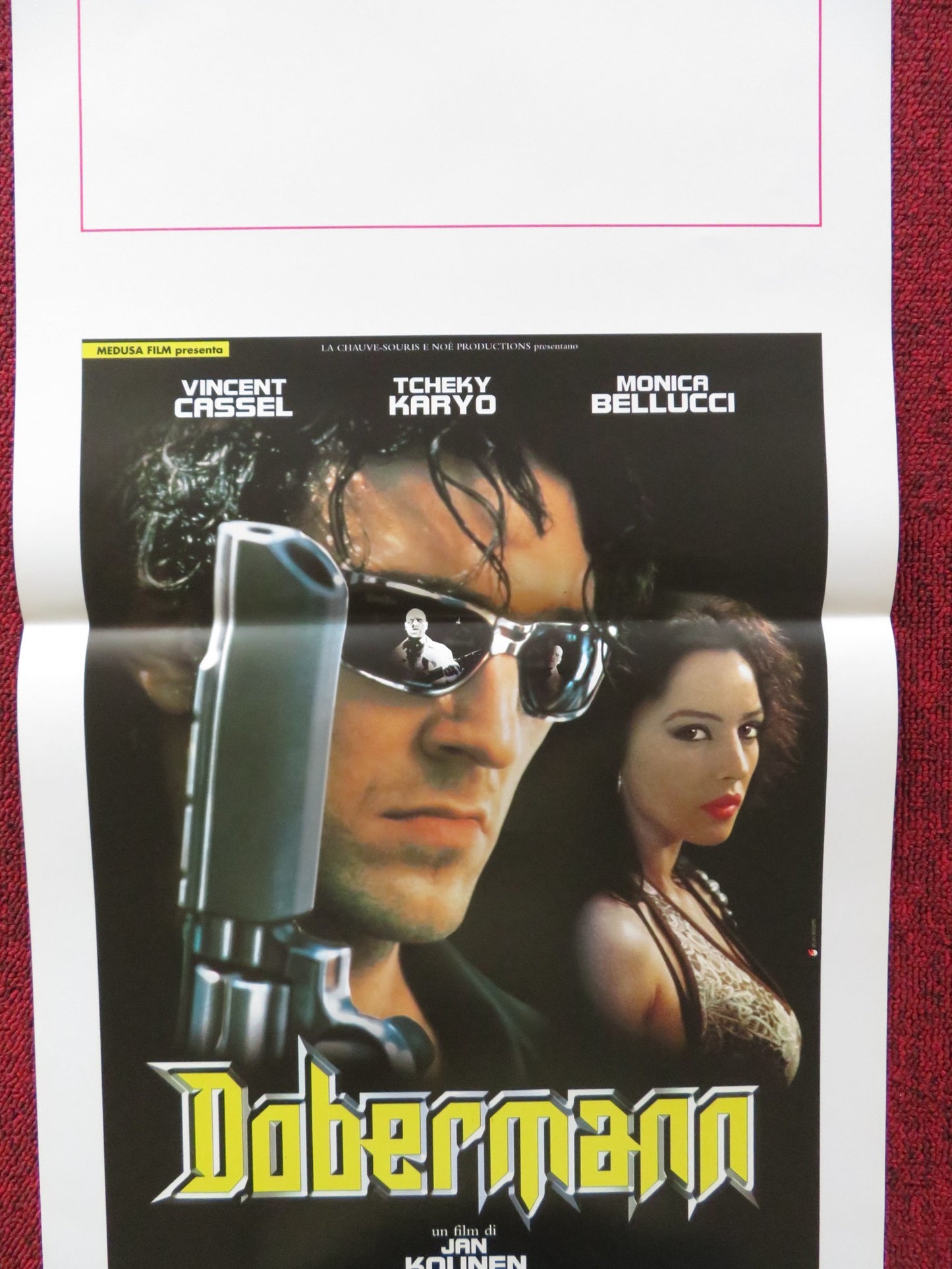 DOBERMANN ITALIAN LOCANDINA POSTER VINCENT CASSEL TCHEKY KARYO 1997