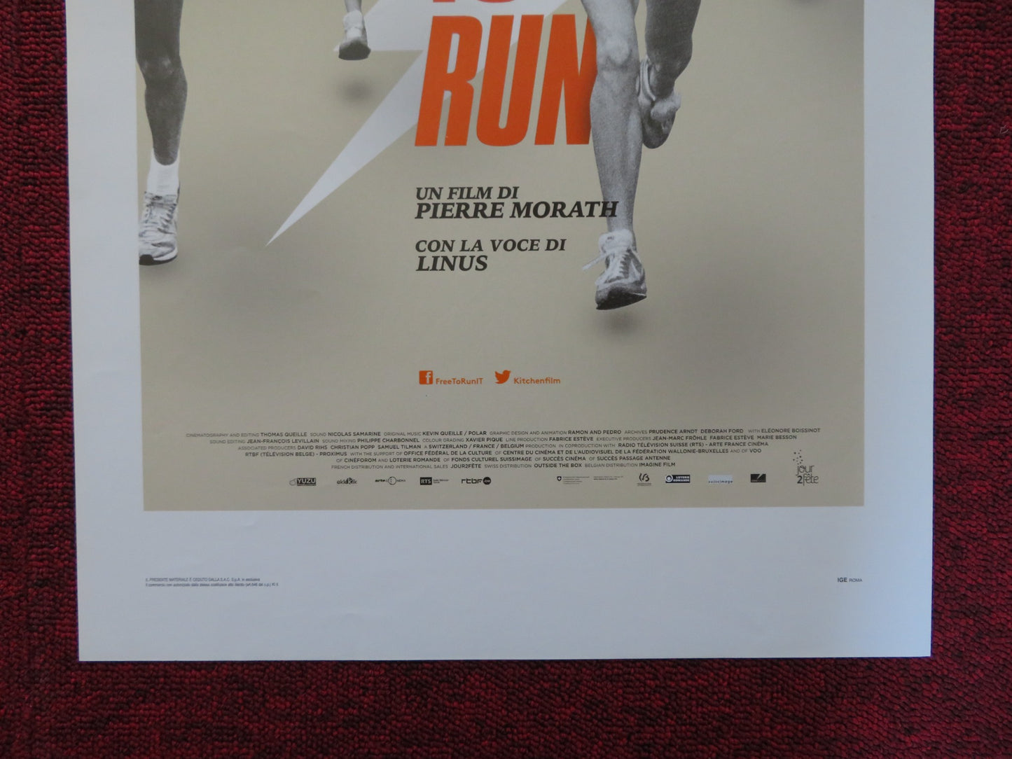 FREE TO RUN ITALIAN LOCANDINA POSTER DENIS ALCADE NEIL AMDUR 2016