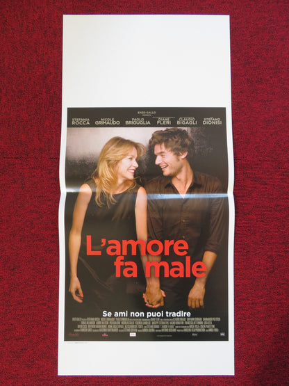 L'AMORE FA MALE ITALIAN LOCANDINA (27.5"x13") POSTER STEFANIA ROCCA 2011